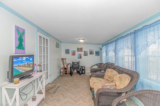 146 Queens Rd., Little River, SC 29566
