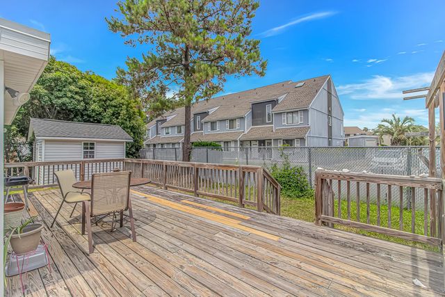 146 Queens Rd., Little River, SC 29566