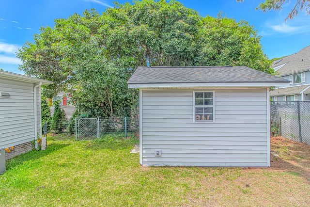 146 Queens Rd., Little River, SC 29566