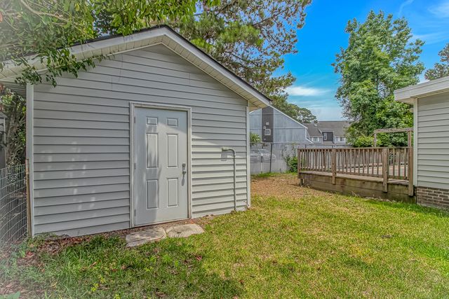 146 Queens Rd., Little River, SC 29566