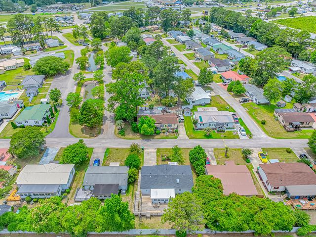 146 Queens Rd., Little River, SC 29566