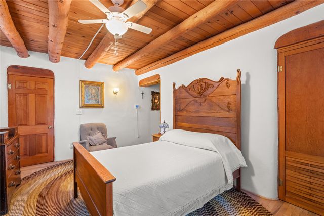 184 Lower San Pedro Road, Espanola, NM 87532