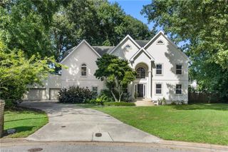 1324 Chippokes Ct, Virginia Beach, VA 23454