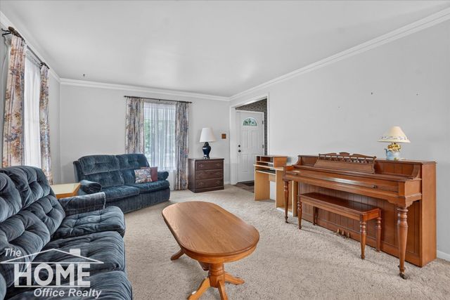1002 Adams Street, Owosso, MI 48867