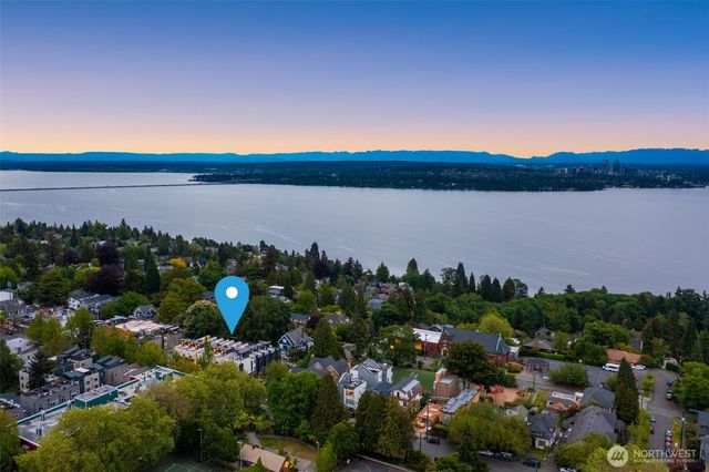 1108 C 34th Avenue, Seattle, WA 98122