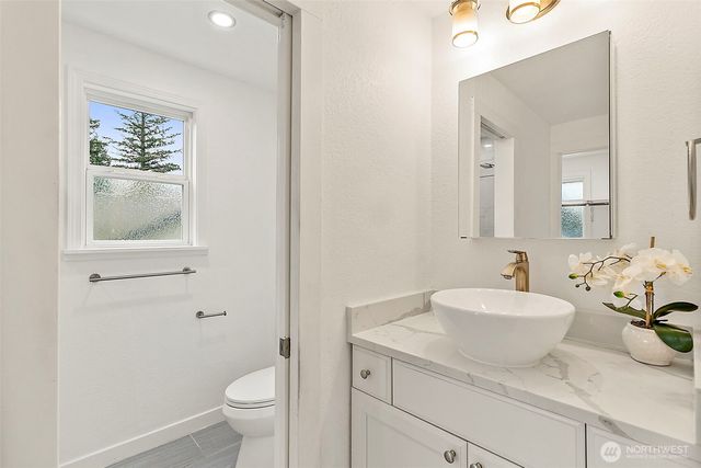 21842 SE 265th Way, Maple Valley, WA 98038