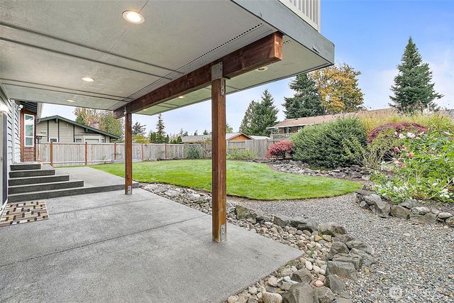 21842 SE 265th Way, Maple Valley, WA 98038