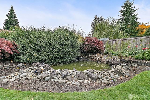 21842 SE 265th Way, Maple Valley, WA 98038