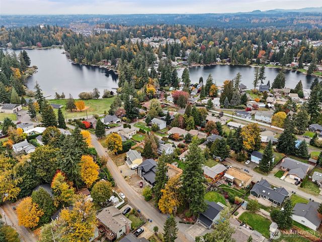 21842 SE 265th Way, Maple Valley, WA 98038