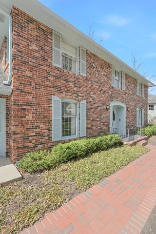 1105 LAKESIDE DR, Columbia, MO 65203