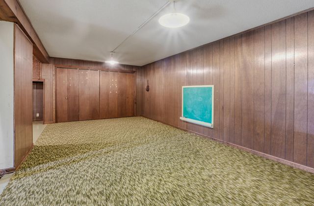1105 LAKESIDE DR, Columbia, MO 65203
