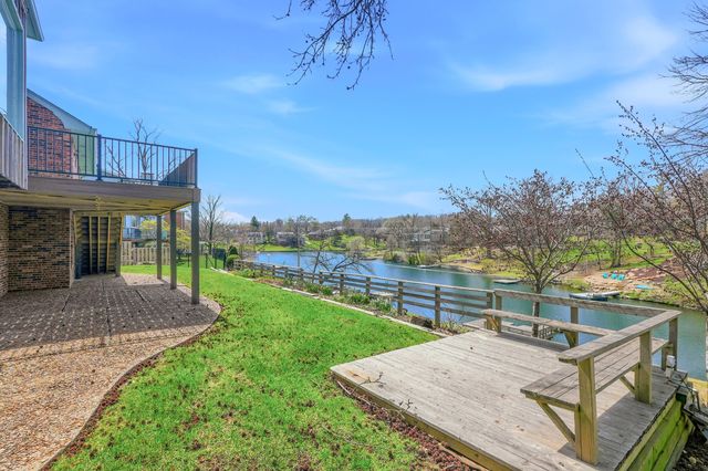 1105 LAKESIDE DR, Columbia, MO 65203