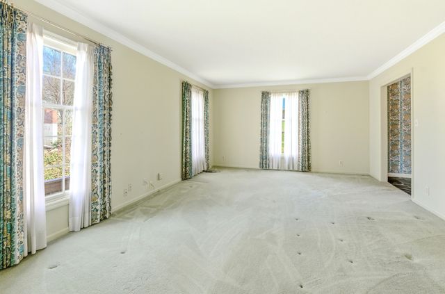 1105 LAKESIDE DR, Columbia, MO 65203