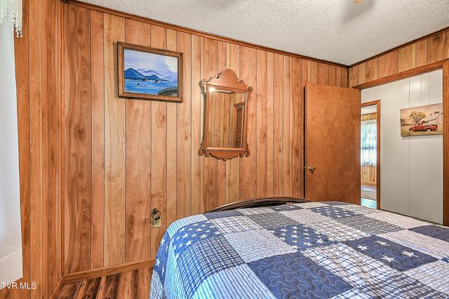 15813 Black Hollow Road, Abingdon, VA 24210