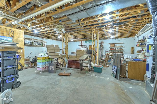 15813 Black Hollow Road, Abingdon, VA 24210