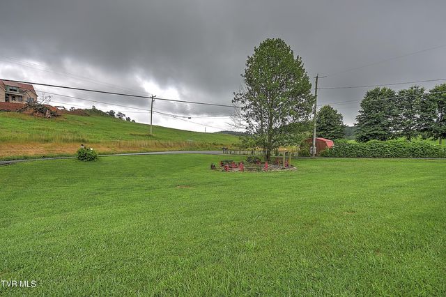 15813 Black Hollow Road, Abingdon, VA 24210