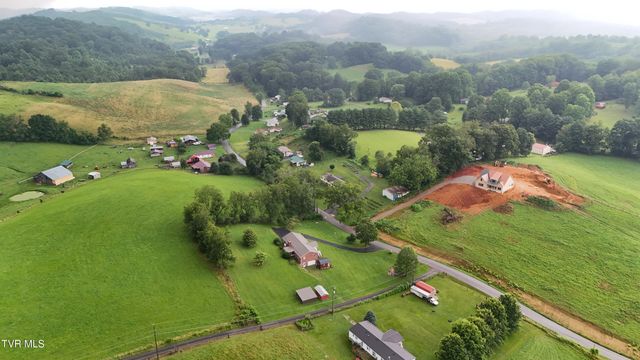 15813 Black Hollow Road, Abingdon, VA 24210