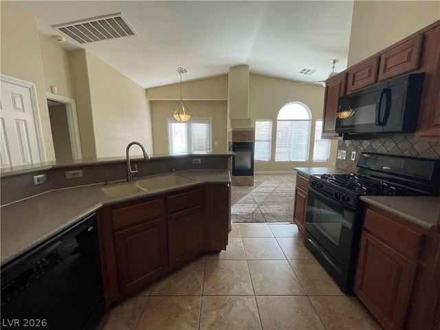 9132 Forest Willow Avenue 101, Las Vegas, NV 89149