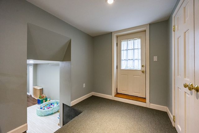 14 Foxhill Rd., Foxboro, MA 02035