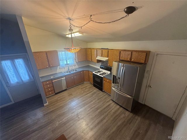 2437 Balsam Ave, Greeley, CO 80631