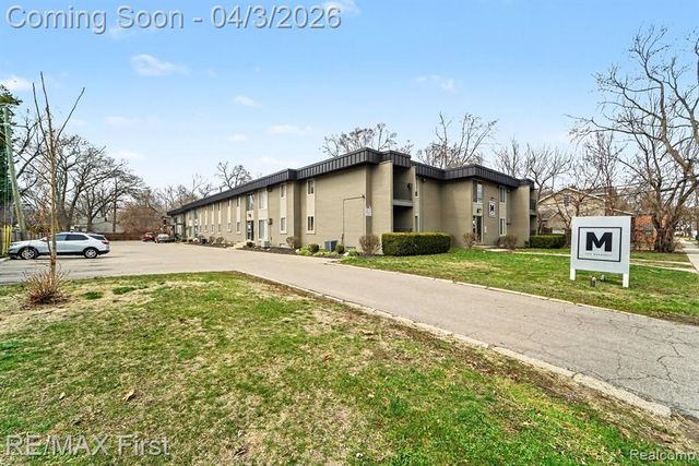 925 Laprairie Street 117, Ferndale, MI 48220