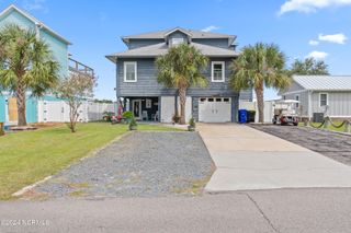 404 W Yacht Drive, Oak Island, NC 28465