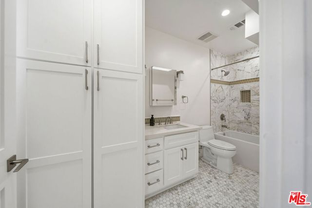 1206 S Burnside Avenue, Los Angeles, CA 90019