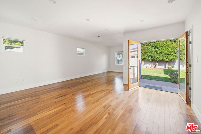 1206 S Burnside Avenue, Los Angeles, CA 90019