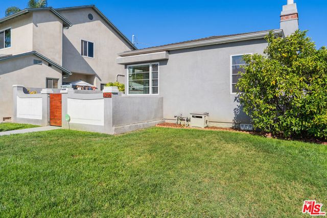 1206 S Burnside Avenue, Los Angeles, CA 90019