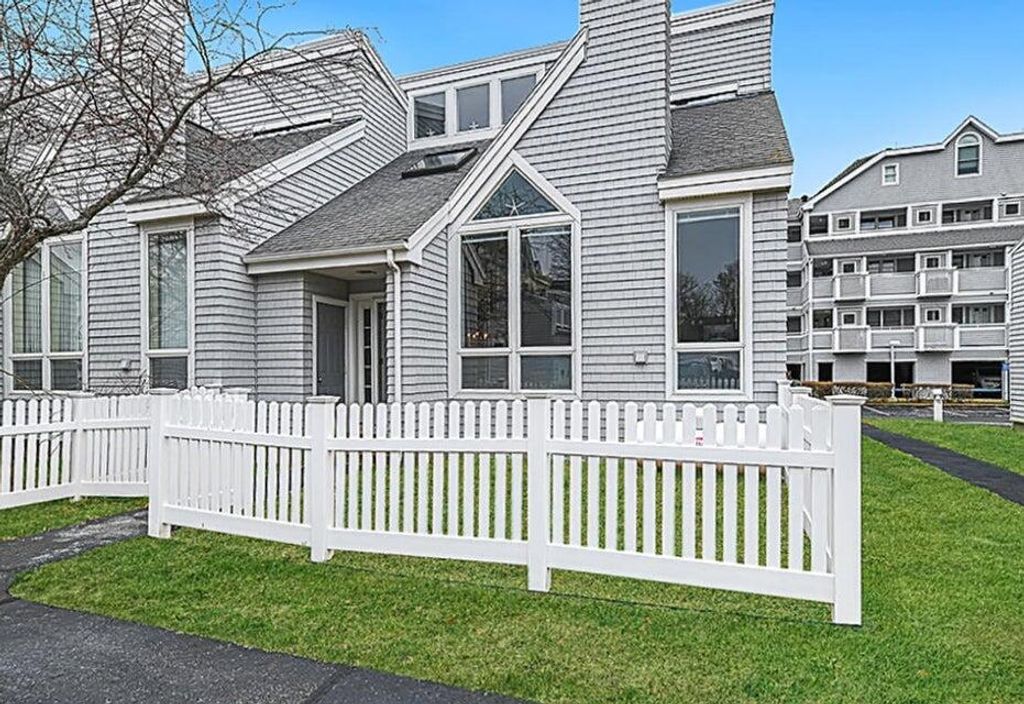 10 Ocean House Way 10, York, ME 03909 — photo 3
