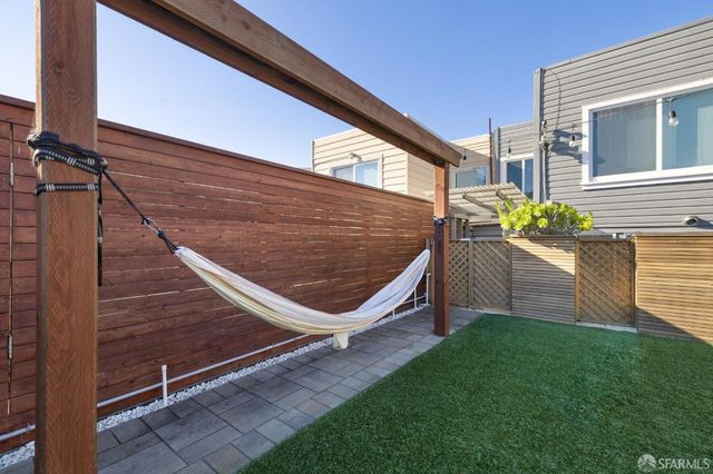 1226 44th Avenue, San Francisco, CA 94122