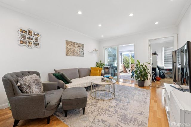 1226 44th Avenue, San Francisco, CA 94122