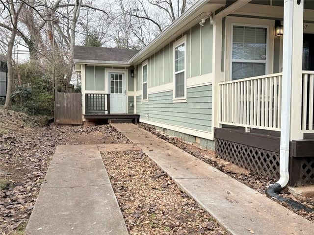 1457 Benteen SE Avenue, Atlanta, GA 30315