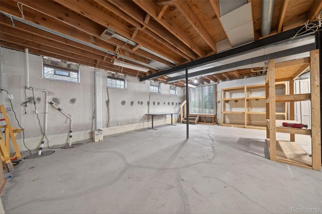 45145 9 Mile Road, Novi, MI 48167