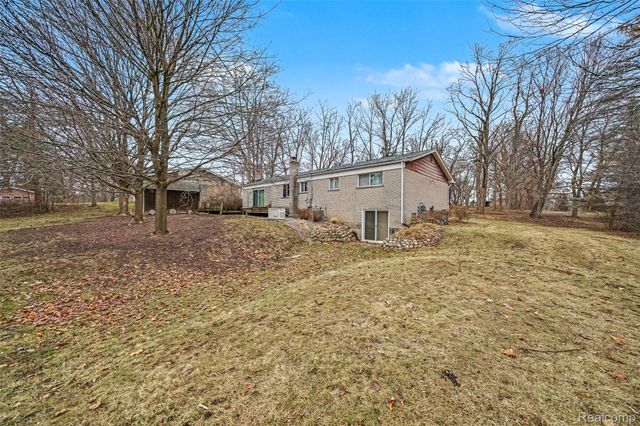 45145 9 Mile Road, Novi, MI 48167