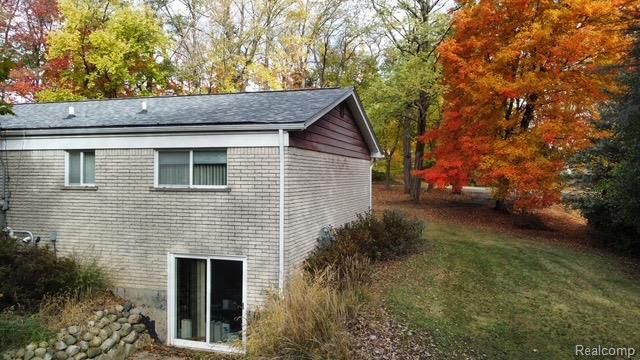 45145 9 Mile Road, Novi, MI 48167