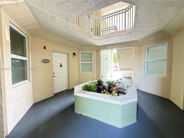 11102 NW 83rd Street 101, Doral, FL 33178