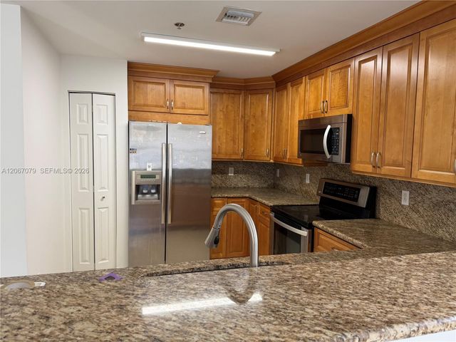 11102 NW 83rd Street 101, Doral, FL 33178