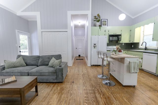 30 Creekside Waterview Place, Freeport, FL 32439