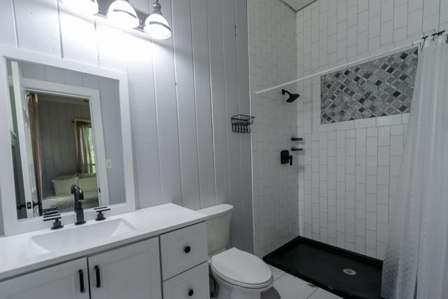 30 Creekside Waterview Place, Freeport, FL 32439