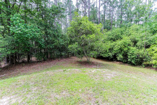 30 Creekside Waterview Place, Freeport, FL 32439