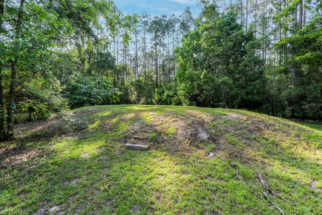 30 Creekside Waterview Place, Freeport, FL 32439