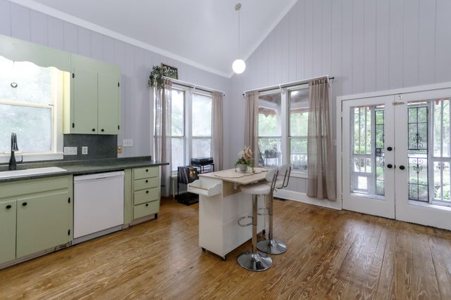 30 Creekside Waterview Place, Freeport, FL 32439