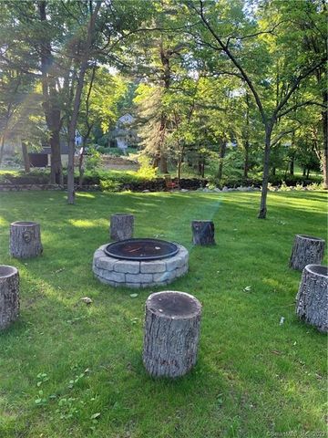 5-R Riverview Drive, Norwalk, CT 06850