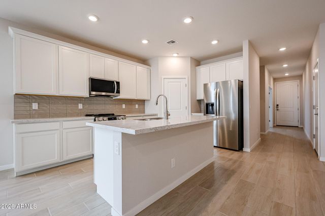 6196 E CROCKETT Way, San Tan Valley, AZ 85143