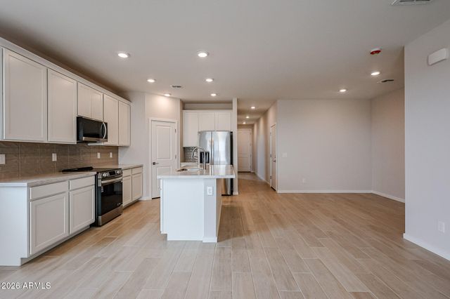 6196 E CROCKETT Way, San Tan Valley, AZ 85143