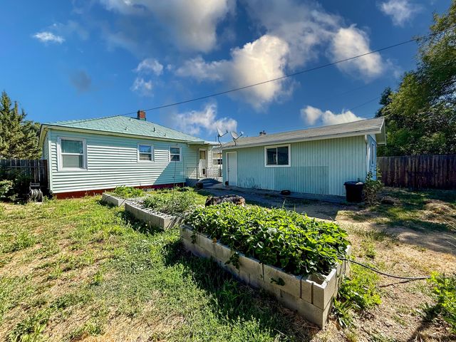 2530 Wantland Avenue, Klamath Falls, OR 97601