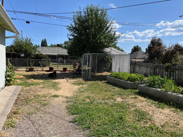 2530 Wantland Avenue, Klamath Falls, OR 97601
