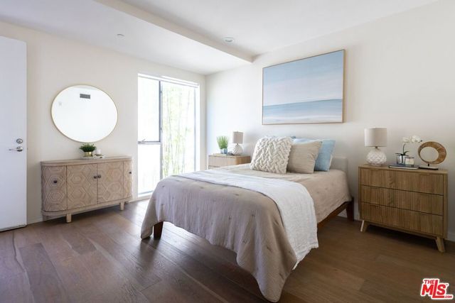 749 S Cloverdale Avenue 102, Los Angeles, CA 90036