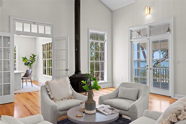 5216 13TH, Palmetto, FL 34221